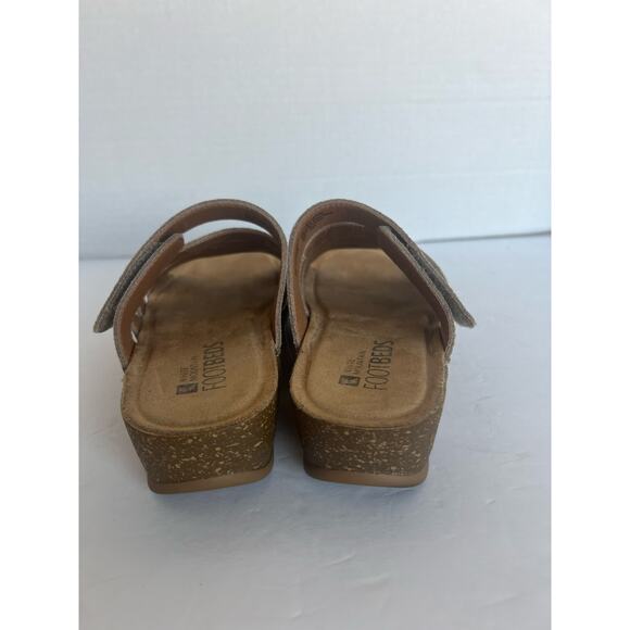 WHITE MOUNTAIN Fame Vegan Beige Suede Comfort Mini Cork Wedge Slide Sandal Sz 8 - Picture 10 of 11